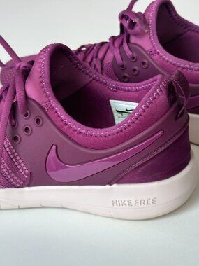Nike Free TR 7 Tea Berry Bordeaux Training Shoes Women's 9